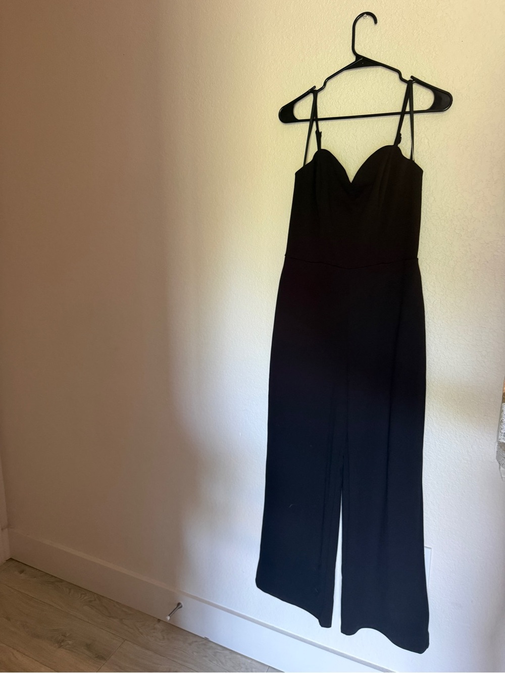 Francesca's Collections Black Wide-Leg Jumpsuit with Spaghetti Straps